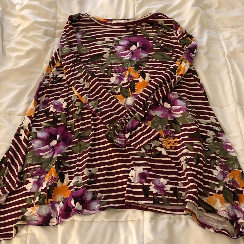 Women’s floral shirt